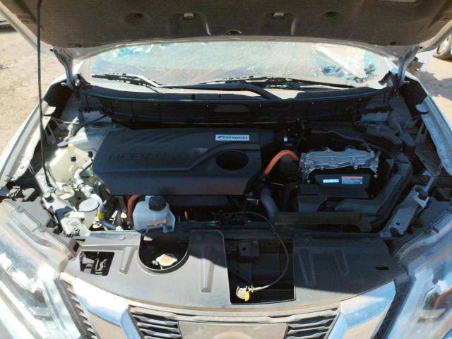 5N1ET2MT1HC800079 - 2017 NISSAN ROGUE SV H SILVER photo 7