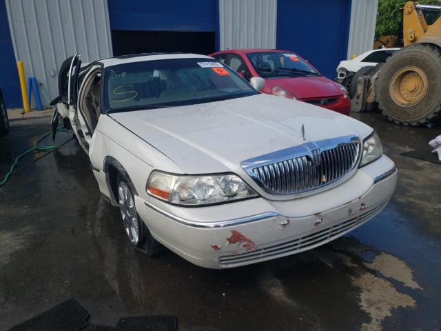 1LNHM82W45Y649683 - 2005 LINCOLN TOWN CAR S WHITE photo 1