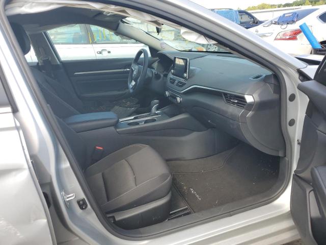 1N4BL4DV1NN322806 - 2022 NISSAN ALTIMA SV SILVER photo 5