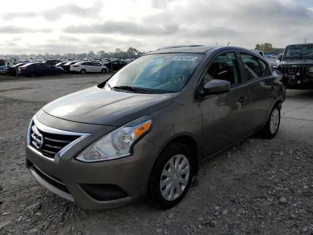 3N1CN7AP1HL808152 - 2017 NISSAN VERSA S GRAY photo 2