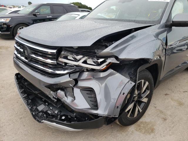 1V2DC2CA2NC222925 - 2022 VOLKSWAGEN ATLAS CROS Серый фото 9