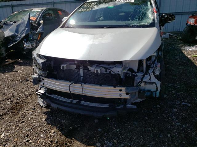 JTDKAMFP4M3187815 - 2021 TOYOTA PRIUS PRIM 白色 照片 9