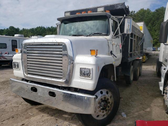 1FDYU90T9VVA21781 - 1997 FORD L-SERIES L WHITE photo 2