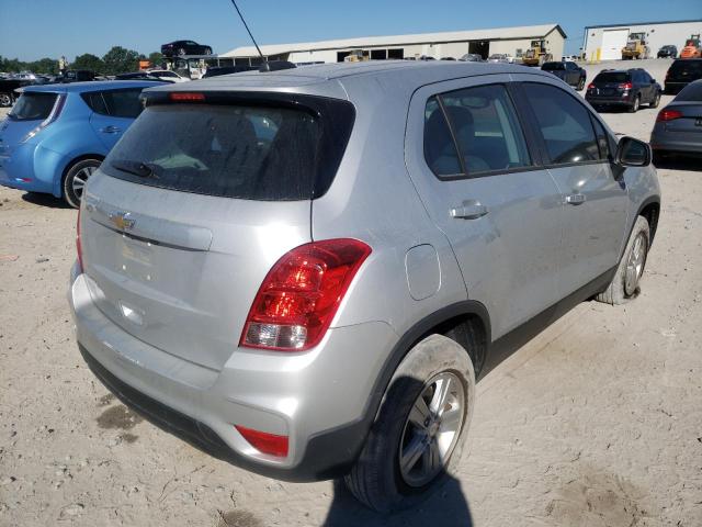 3GNCJNSBXJL402965 - 2018 CHEVROLET TRAX LS  photo 4