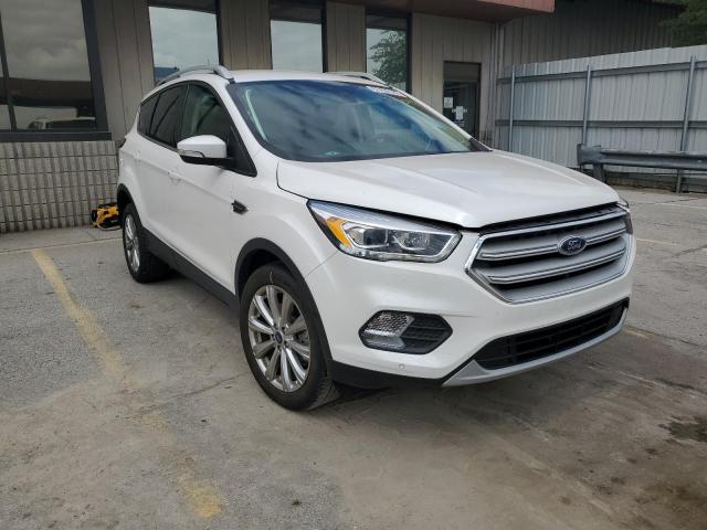 1FMCU0J98JUD62131 - 2018 FORD ESCAPE TIT WHITE photo 1