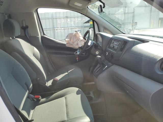 3N63M0YN2FK726877 - 2015 CHEVROLET CITY EXPRE Weiß Foto 5