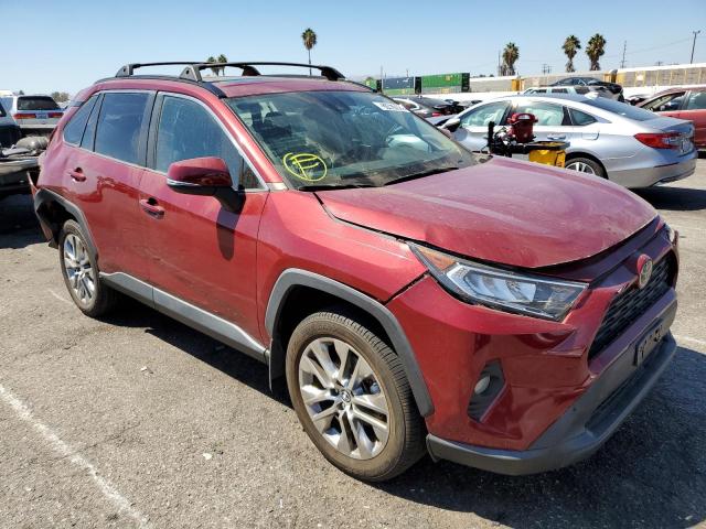 2T3C1RFV6LW060334 - 2020 TOYOTA RAV4 XLE P RED photo 1