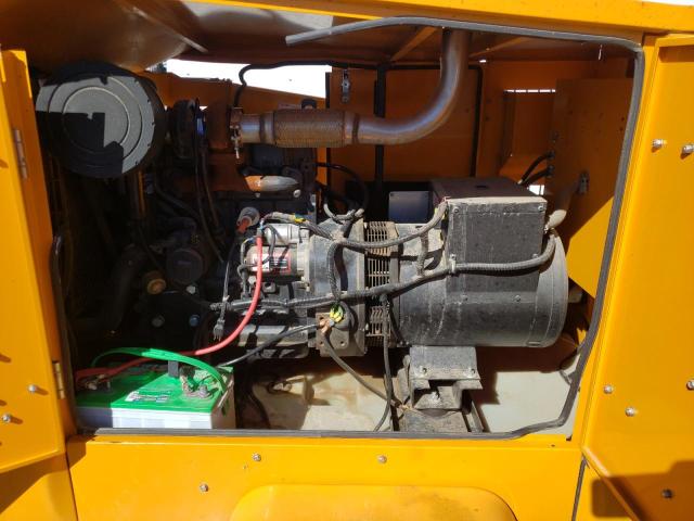 1T9US0619BS054149 - 2011 OTHER GENERATOR ORANGE photo 7