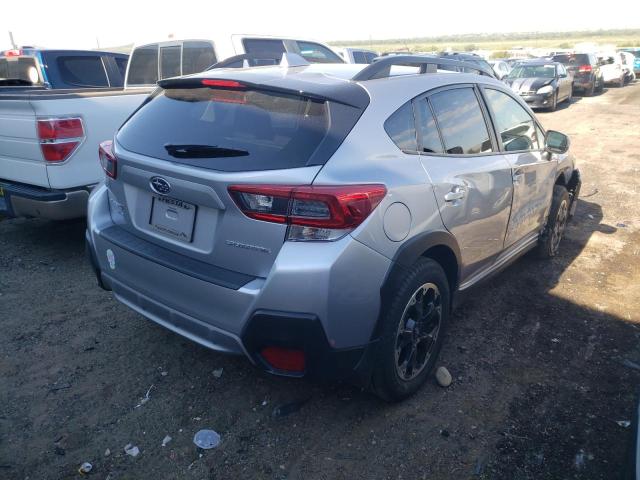 JF2GTAEC1M8326123 - 2021 SUBARU CROSSTREK SILVER photo 4