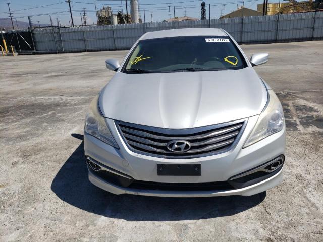 KMHFH4JG8FA435045 - 2015 HYUNDAI AZERA LIMI SILVER photo 9