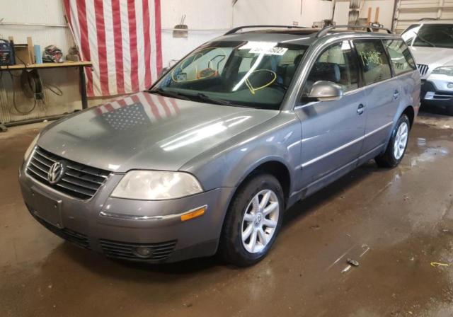 WVWDD63B85E127692 - 2005 VOLKSWAGEN PASSAT GLS SILVER photo 2