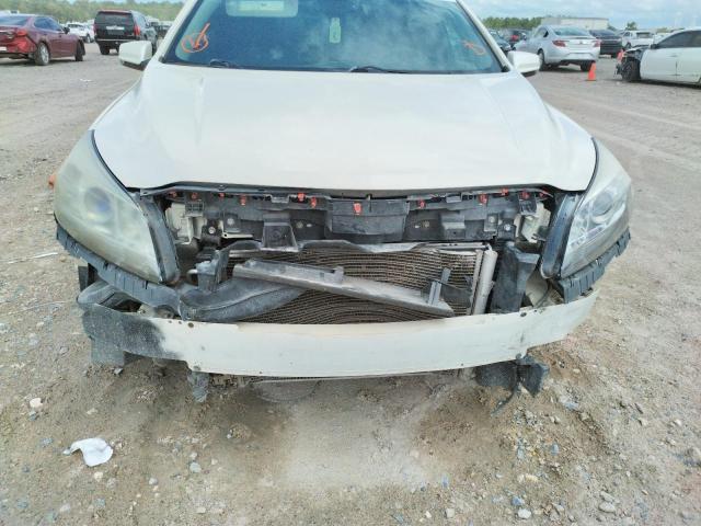 1G11C5SL5EF131812 - 2014 CHEVROLET MALIBU 1LT 奶油色 照片 9