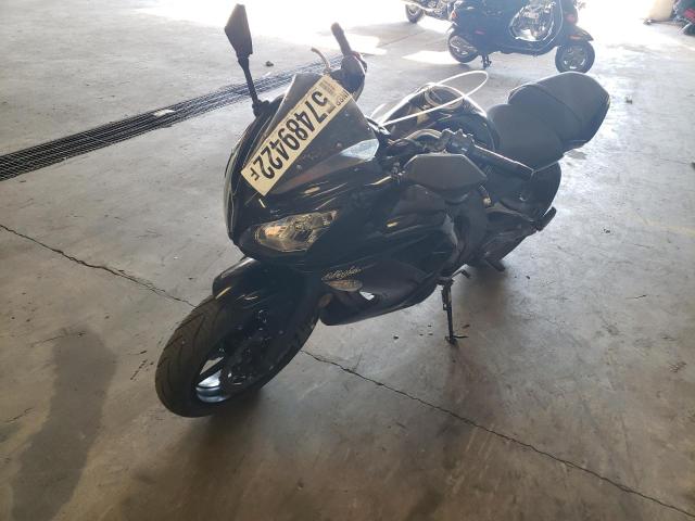 JKAEXEE11CDA06397 - 2012 KAWASAKI EX650 EC BLACK photo 2