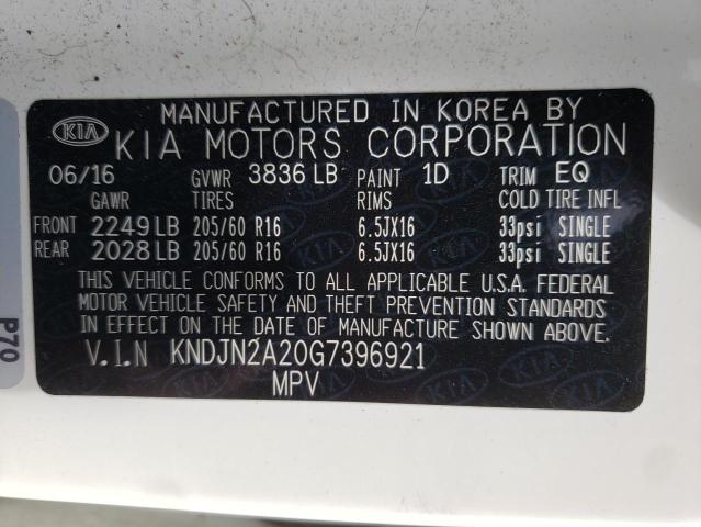 KNDJN2A20G7396921 - 2016 KIA SOUL WHITE photo 10