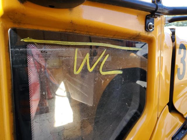 4UZABRFC7KCKD7548 - 2019 FREIGHTLINER CHASSIS B2 ყვითელი ფოტო 9