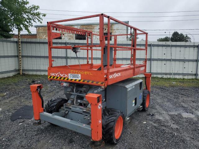 37012765 - 2018 SKY JACK 7027 ORANGE photo 2