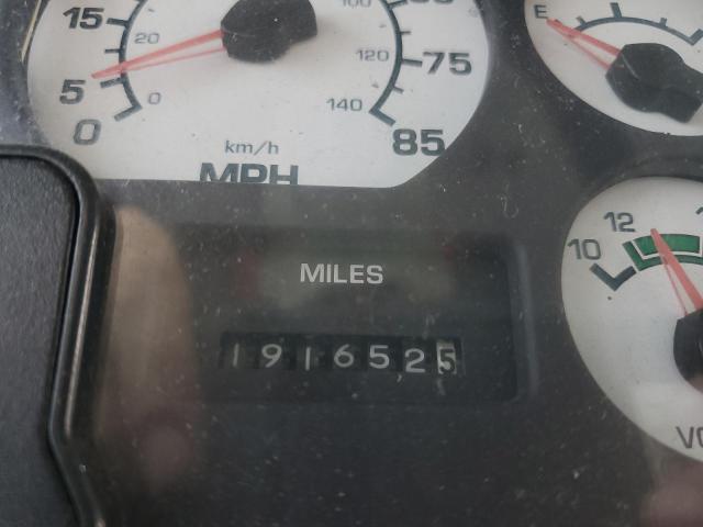 4DRBRAAN93A959292 - 2003 IC CORPORATION 3000 YELLOW photo 8