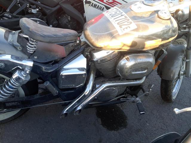 JH2RC44446K010375 - 2006 HONDA VT750 CDA 灰色 照片 7