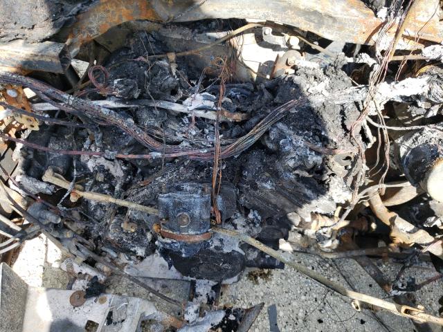 3JBMWAX40KJ001040 - 2019 CAN-AM RENEGADE X 烧焦的 照片 7