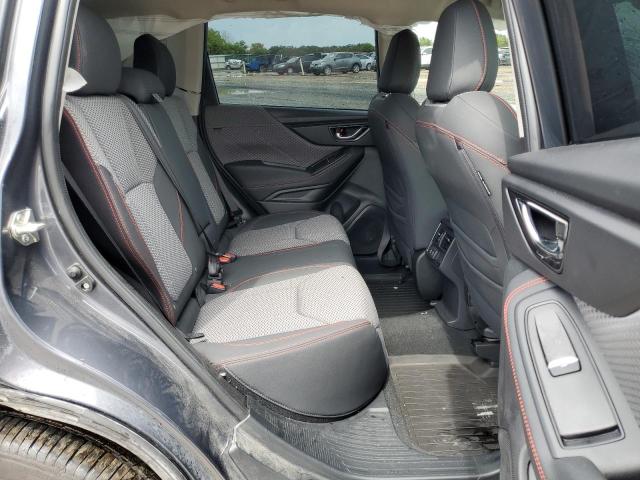 JF2SKAJC8NH458235 - 2022 SUBARU FORESTER S CHARCOAL photo 6