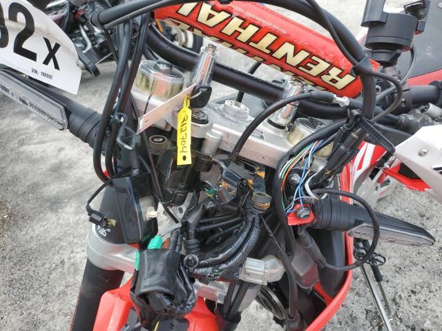 JH2PD1116LK100099 - 2020 HONDA CRF450 L RED photo 8