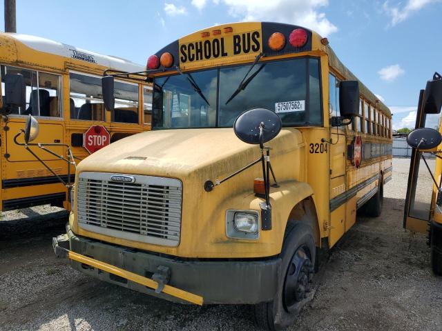 4UZAAWDC75CN14647 - 2005 FREIGHTLINER CHASSIS FS YELLOW photo 2