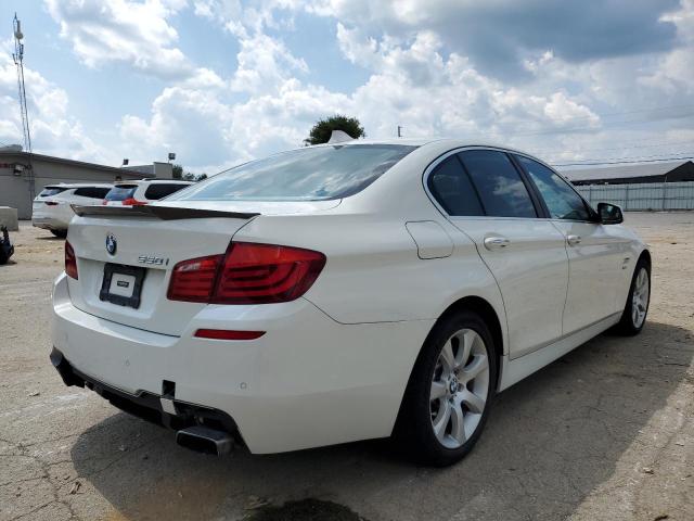 WBAFU9C55BC786399 - 2011 BMW 550 XI WHITE photo 4