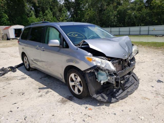 5TDKK3DC5DS349649 - 2013 TOYOTA SIENNA LE SILVER photo 1