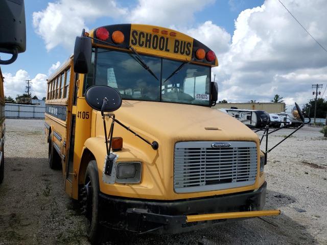 4UZAAWDC56CV28449 - 2006 FREIGHTLINER CHASSIS FS YELLOW photo 1