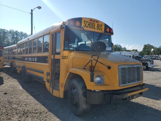 4UZAAXDC08CY24147 - 2008 FREIGHTLINER CHASSIS FS YELLOW photo 1