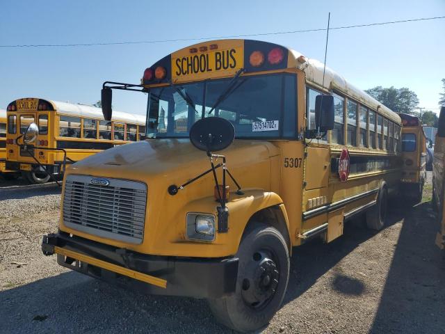 4UZAAXDC08CY24147 - 2008 FREIGHTLINER CHASSIS FS YELLOW photo 2