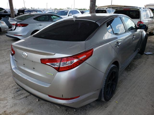 KNAGM4AD8D5055796 - 2013 KIA OPTIMA HYB SILVER photo 4