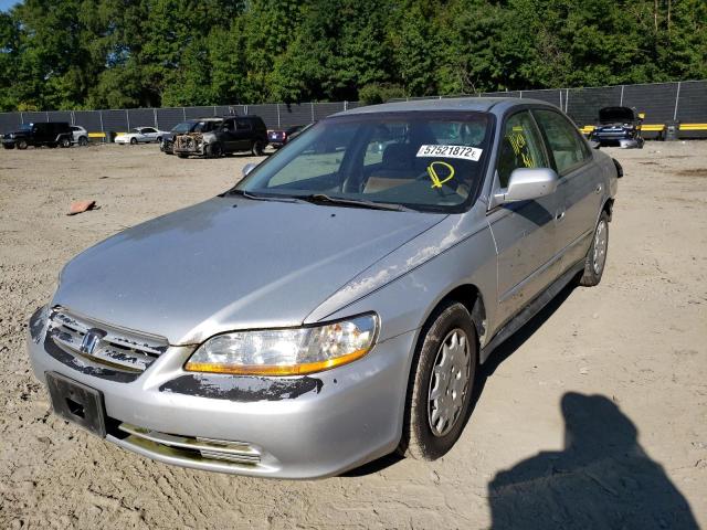 1HGCG56452A147994 - 2002 HONDA ACCORD SILVER photo 2