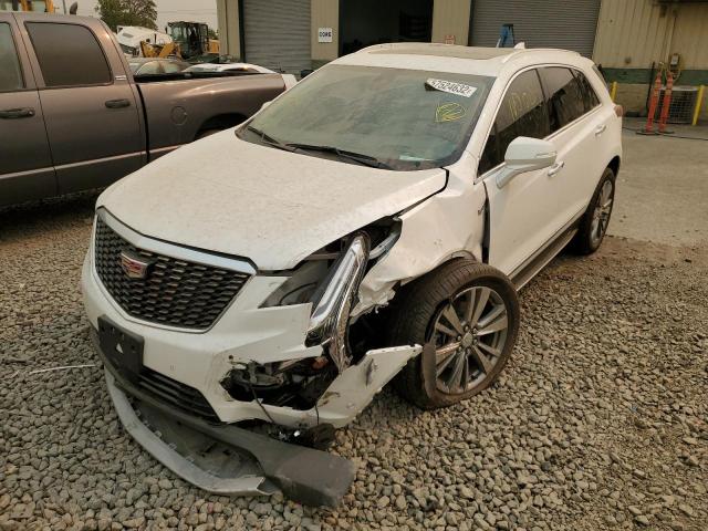 1GYKNDRS5MZ174986 - 2021 CADILLAC XT5 PLATIN WHITE photo 2