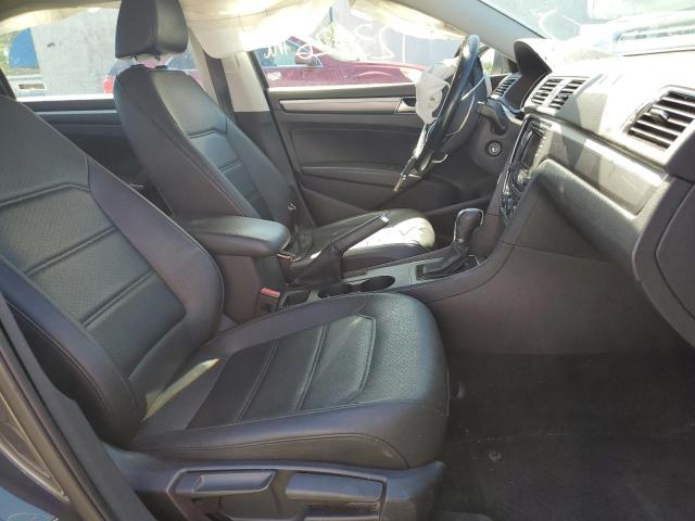 1VWAT7A3XGC032263 - 2016 VOLKSWAGEN PASSAT R-L CHARCOAL photo 5