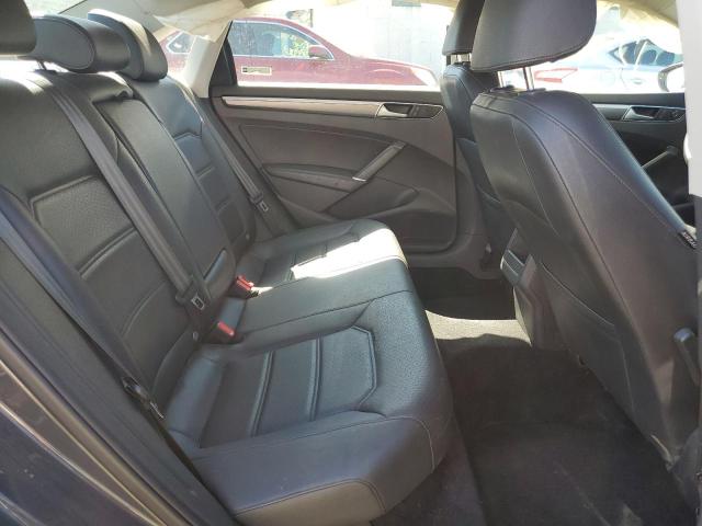 1VWAT7A3XGC032263 - 2016 VOLKSWAGEN PASSAT R-L CHARCOAL photo 6