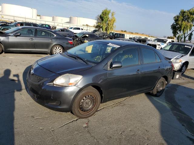 JTDBT4K31CL034627 - 2012 TOYOTA YARIS GRAY photo 2