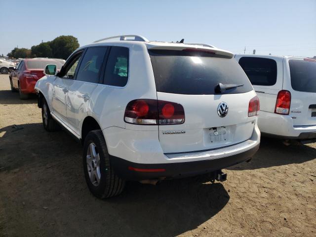 WVGFK7A91AD002310 - 2010 VOLKSWAGEN TOUAREG TD WHITE photo 3