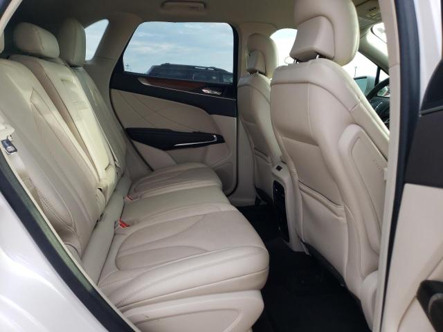 5LMCJ2C92KUL52825 - 2019 LINCOLN MKC SELECT თეთრი ფოტო 6