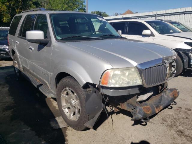 5LMFU28R74LJ03989 - 2004 LINCOLN NAVIGATOR 银色 照片 1