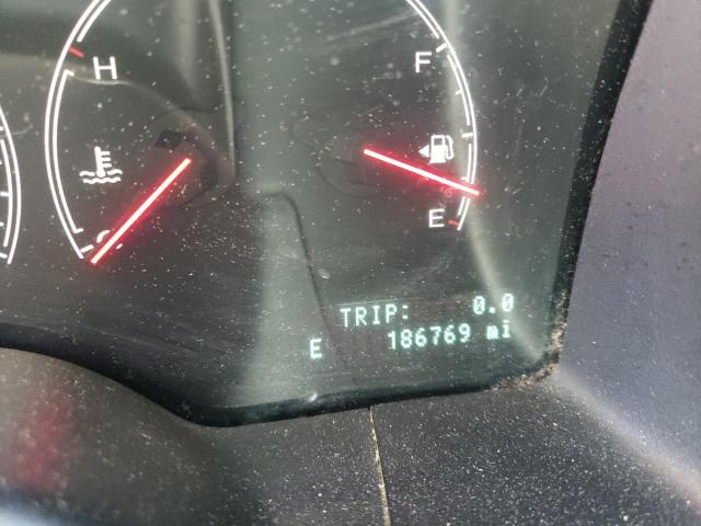 5LMFU28R74LJ03989 - 2004 LINCOLN NAVIGATOR 银色 照片 8