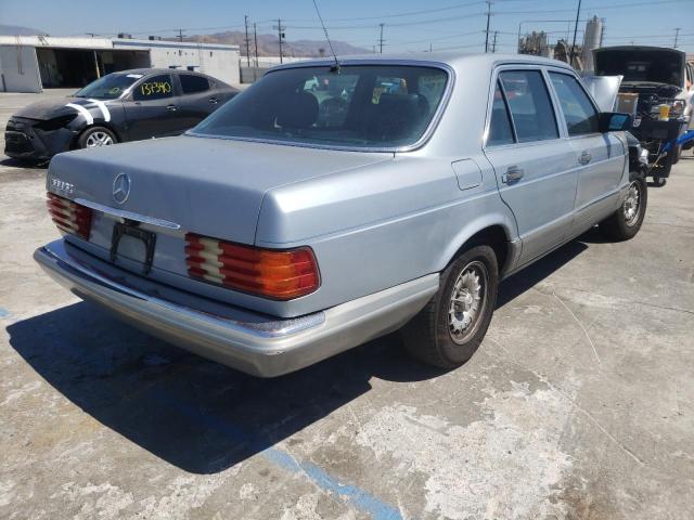 WDBCA32A9EA041745 - 1984 MERCEDES-BENZ 380 SE BLUE photo 4