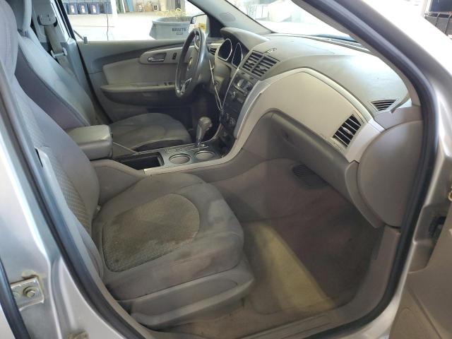 1GNKVGED8BJ396066 - 2011 CHEVROLET TRAVERSE L SILVER photo 5