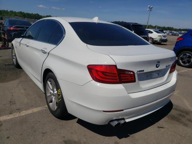 WBAXH5C54DD110363 - 2013 BMW 528 XI WHITE photo 3