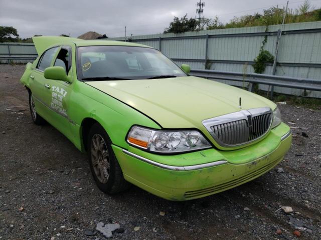 2LNHM82VX9X611940 - 2009 LINCOLN TOWNCAR GREEN photo 1