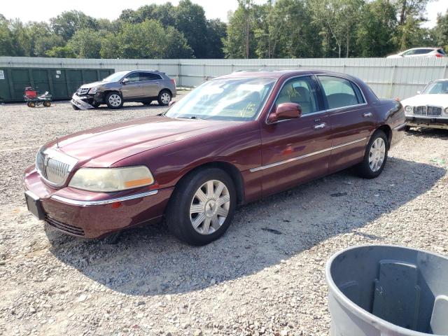 1LNHM83W14Y627931 - 2004 LINCOLN TOWN CAR U MAROON photo 2