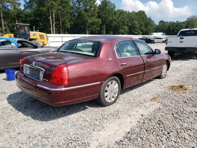 1LNHM83W14Y627931 - 2004 LINCOLN TOWN CAR U MAROON photo 4