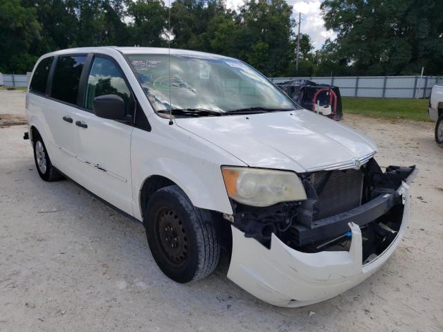 2A8HR44H18R745771 - 2008 CHRYSLER TOWN & COU WHITE photo 1