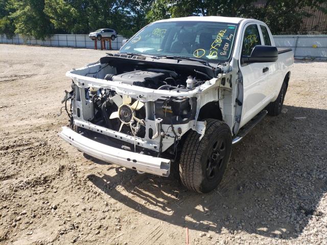 5TFUM5F1XFX063531 - 2015 TOYOTA TUNDRA DOU WHITE photo 9