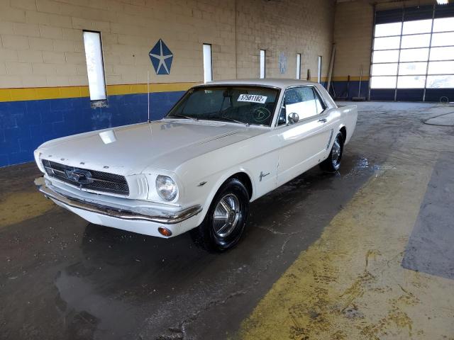 5F07F1733506 - 1965 FORD MUSTANG WHITE photo 2